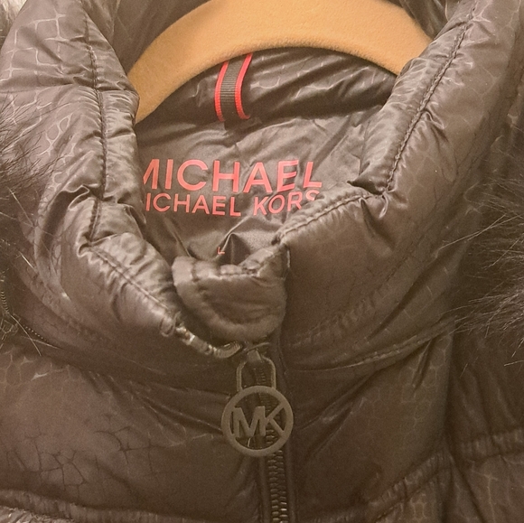 MICHAEL KORS Black Quilted Puffer Vest W/Faux Fur Trim, Removable Hoodie, Sz L - Picture 16 of 16